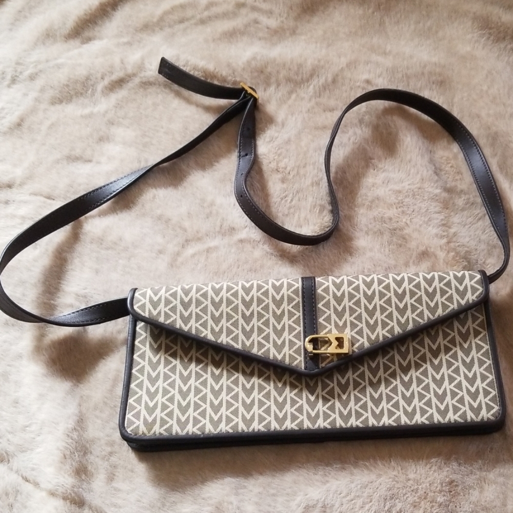 Michael Kors brown signature print clutch